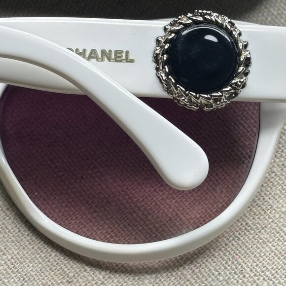 Chanel White Frame Bouton Sunglasses-5192 - Picture 9 of 16